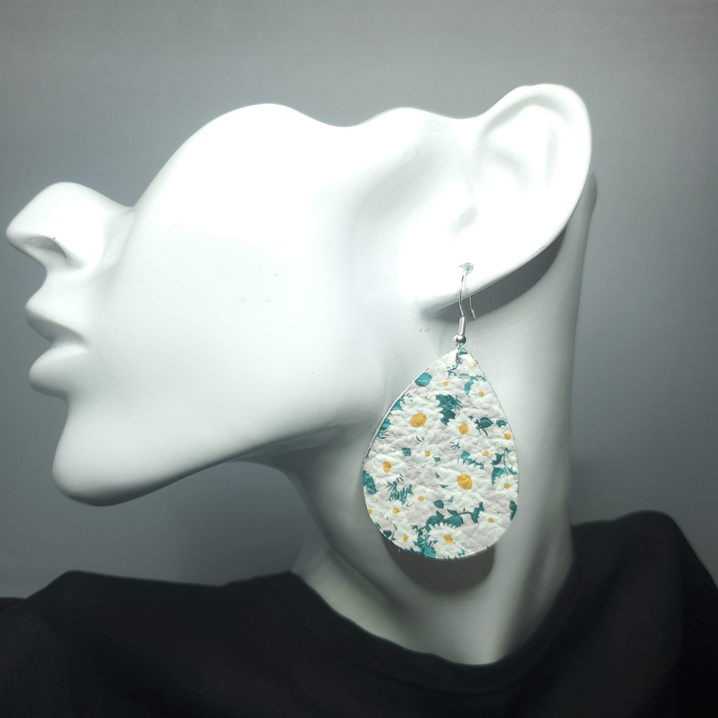 Simply Daisies Leather Earrings