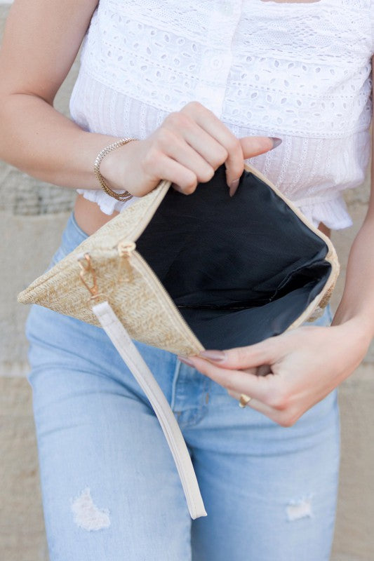 Daisy Wristlet Clutch