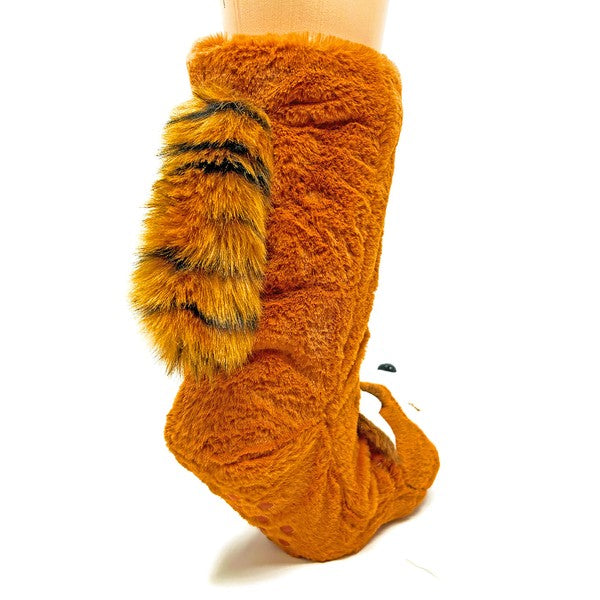 Red Panda - Kids' Plush Animal Slipper Socks