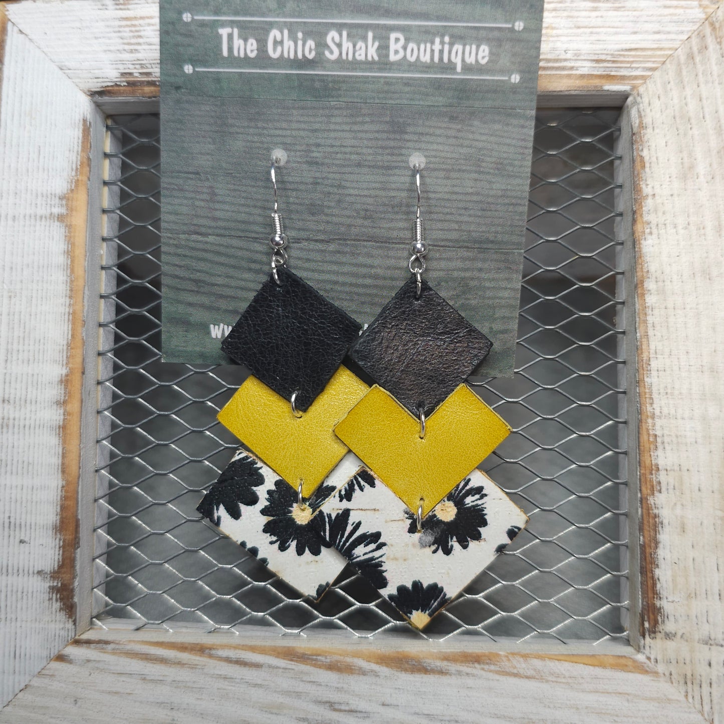 Cape Daisies Cork/Leather Earrings