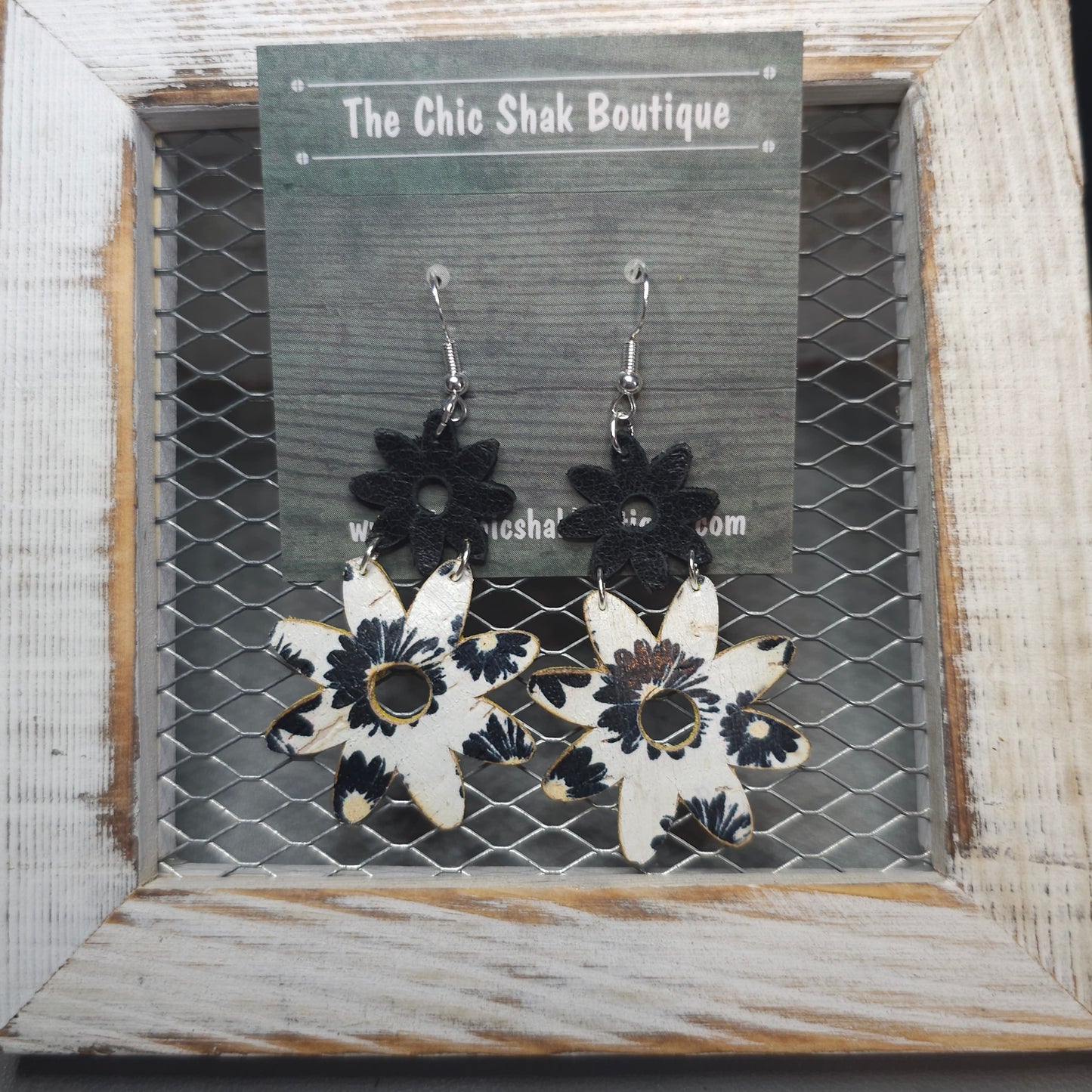 Cape Daisies Cork/Leather Earrings