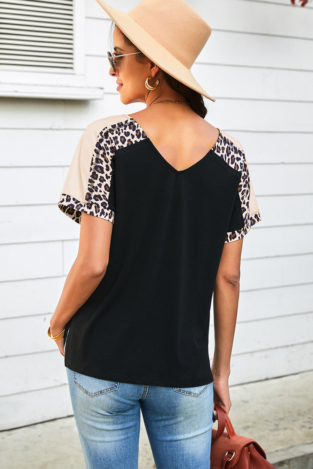 Leopard Sleeve Tee-Shirt