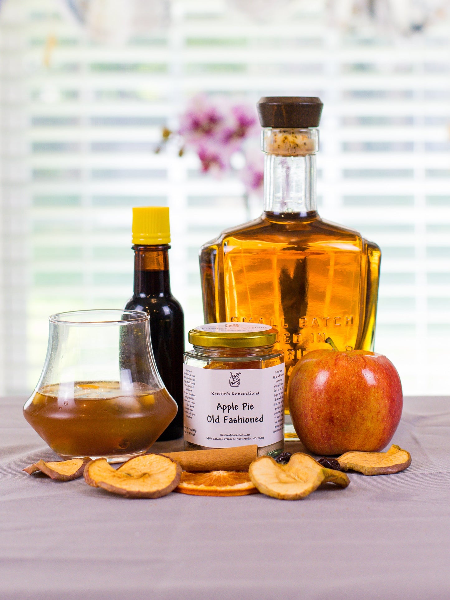 Christmas Cocktail Gift – Handcrafted Festive Holiday Cocktail Kit