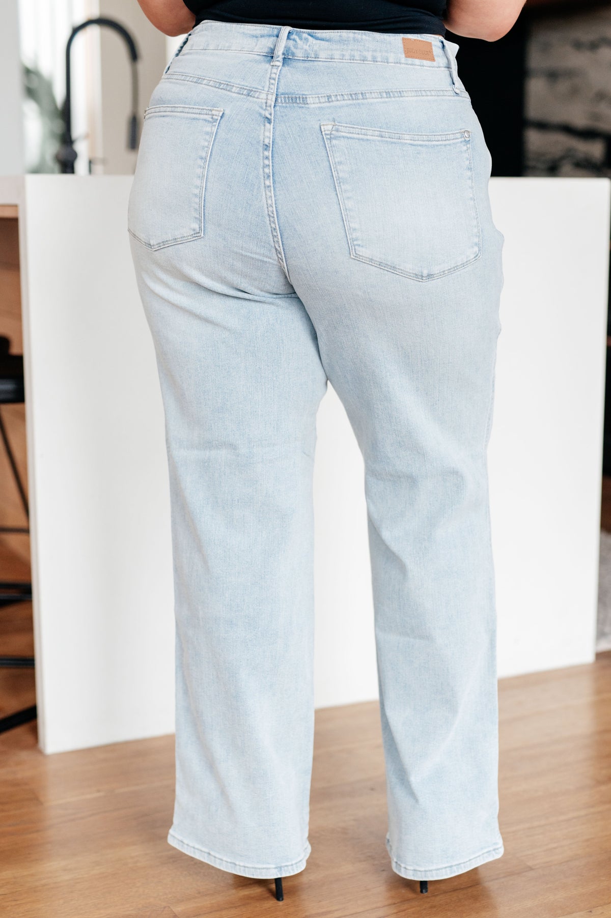 Brooke High Rise *TUMMY CONTROL*  Vintage Wash Straight Judy Blue Jeans