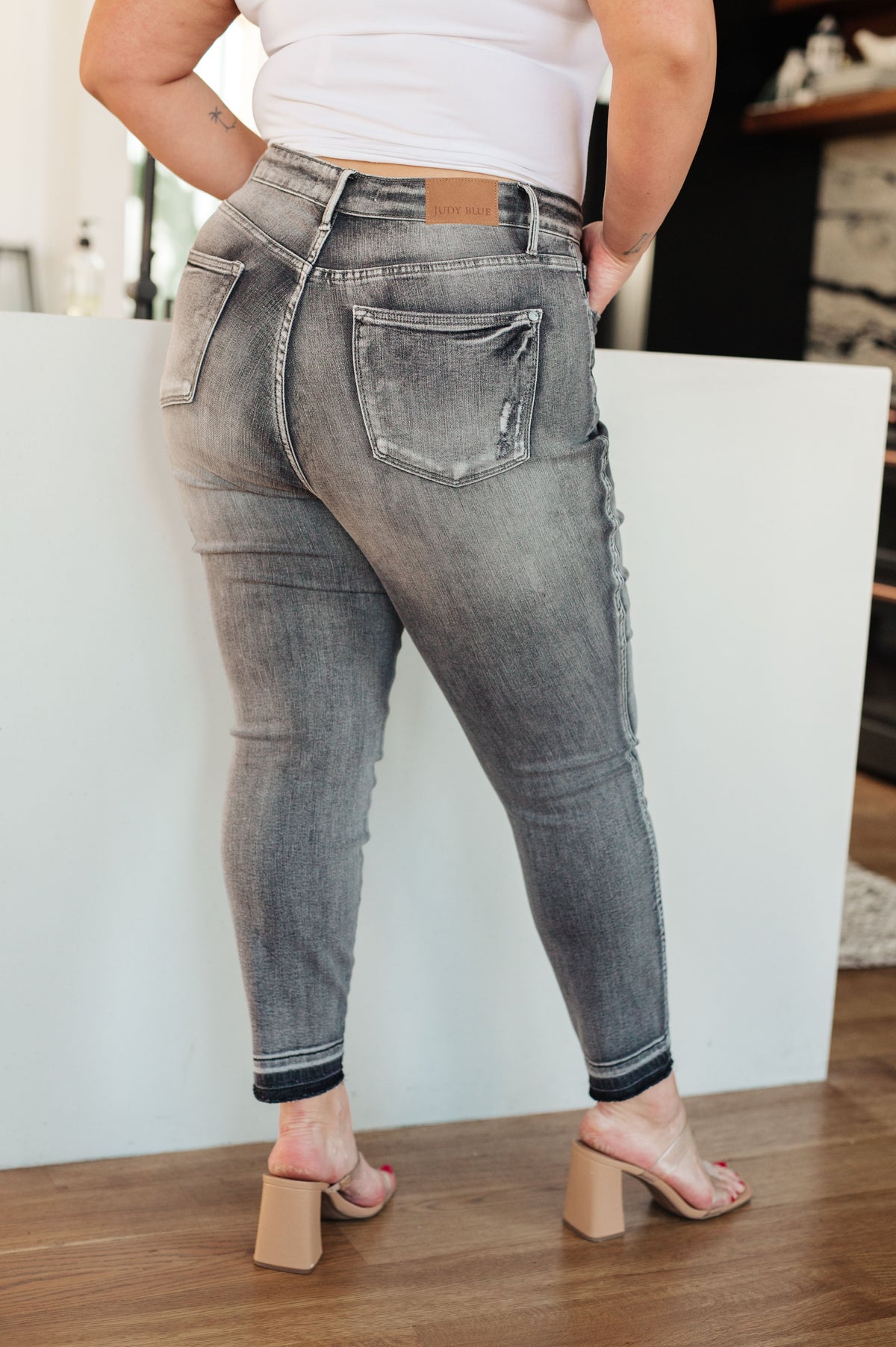 Hadley High Rise Tummy Control Release Hem Skinny By Judy Blue