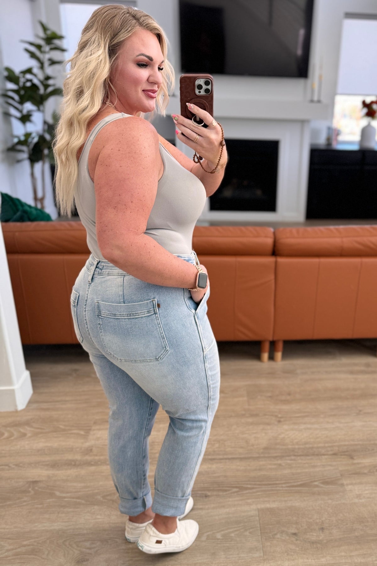 Cooper High Rise Vintage Denim Judy Blue Jogger