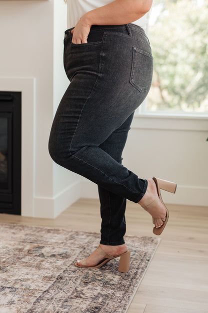 Octavia High TUMMY CONTROL Skinny Jeans in Washed Black by Judy Blue