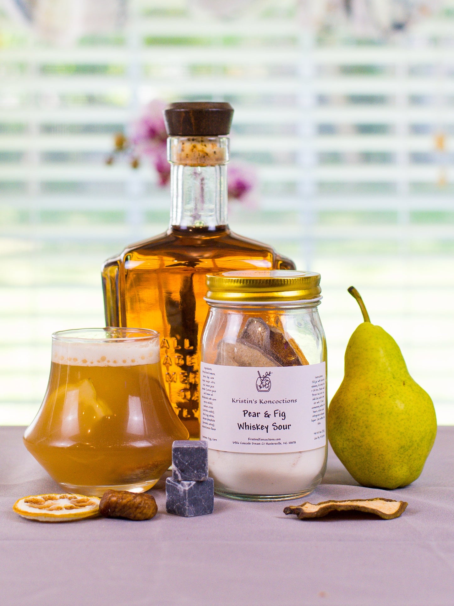 Christmas Cocktail Gift – Handcrafted Festive Holiday Cocktail Kit