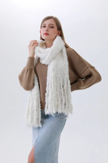 Luxe Bouclé Knit Scarf – Textured Elegance with Fringe❄️✨