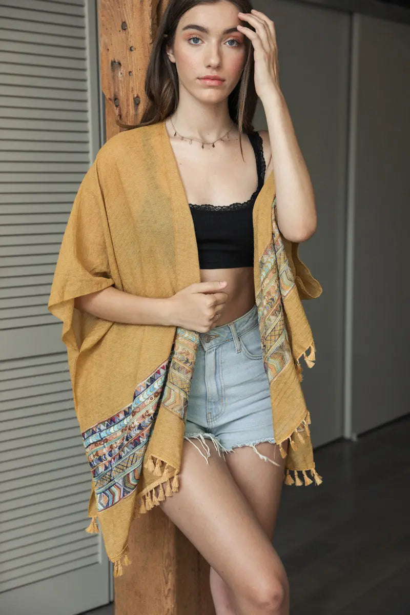 Embroidered Geometric Kimono 💠