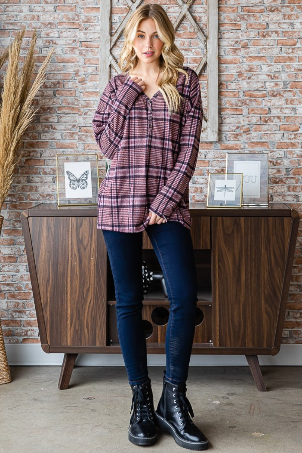 Heimish Plaid V-Neck Long Sleeve Top