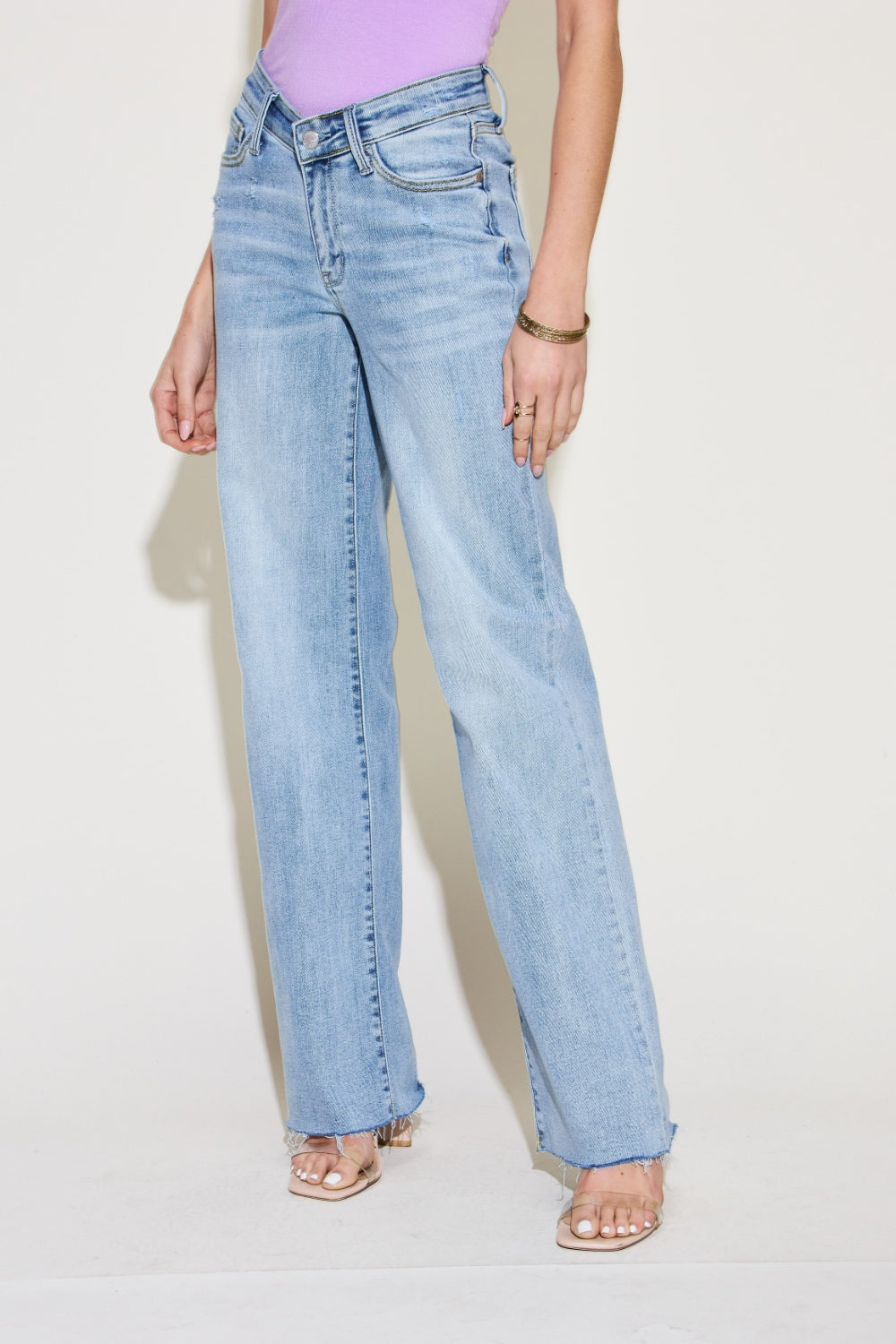 Judy Blue V Waist Straight Jeans