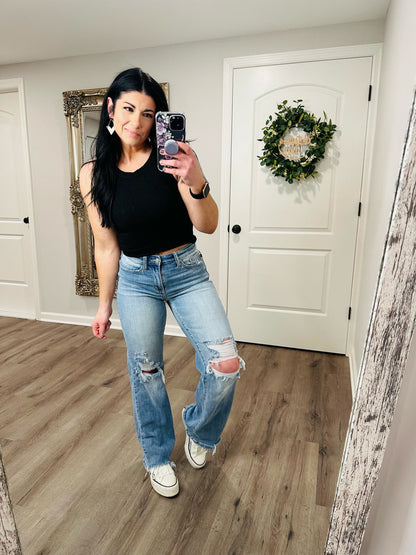 Rose High Rise 90's Straight Judy Blue Jeans in Light Wash