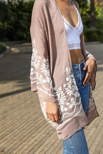Embroidered Floral Vine Kimono – Elegant and Lightweight