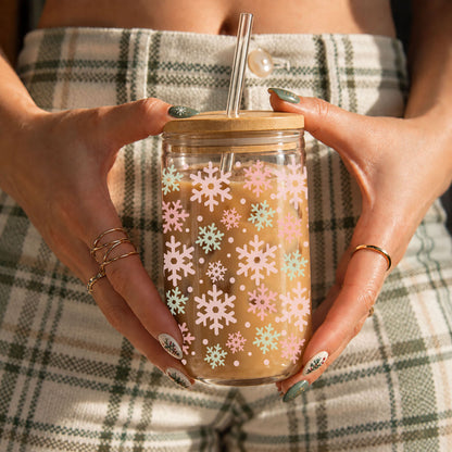 Pastel Snowflakes 17oz
